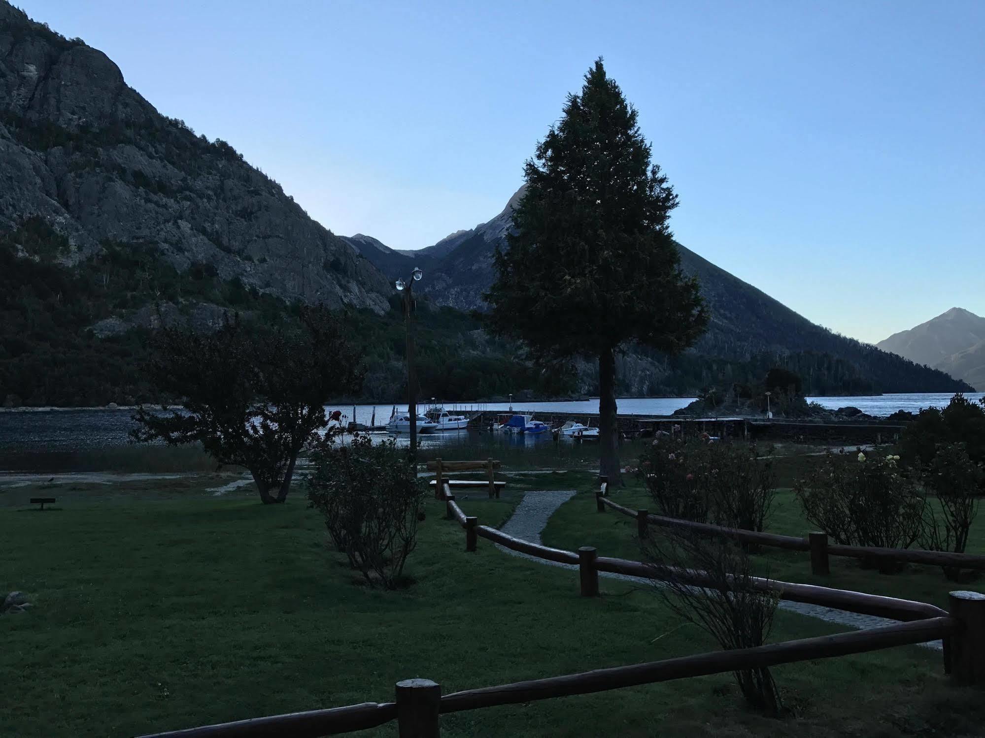 Hotel Alun Nehuen San Carlos de Bariloche Extérieur photo